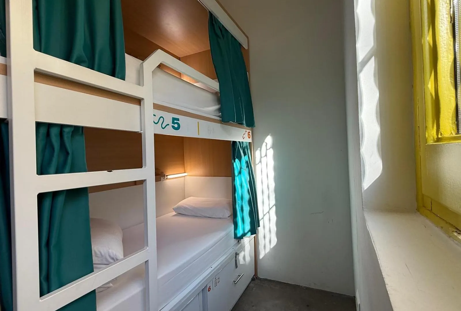 The Loft House Barcelona Hostel