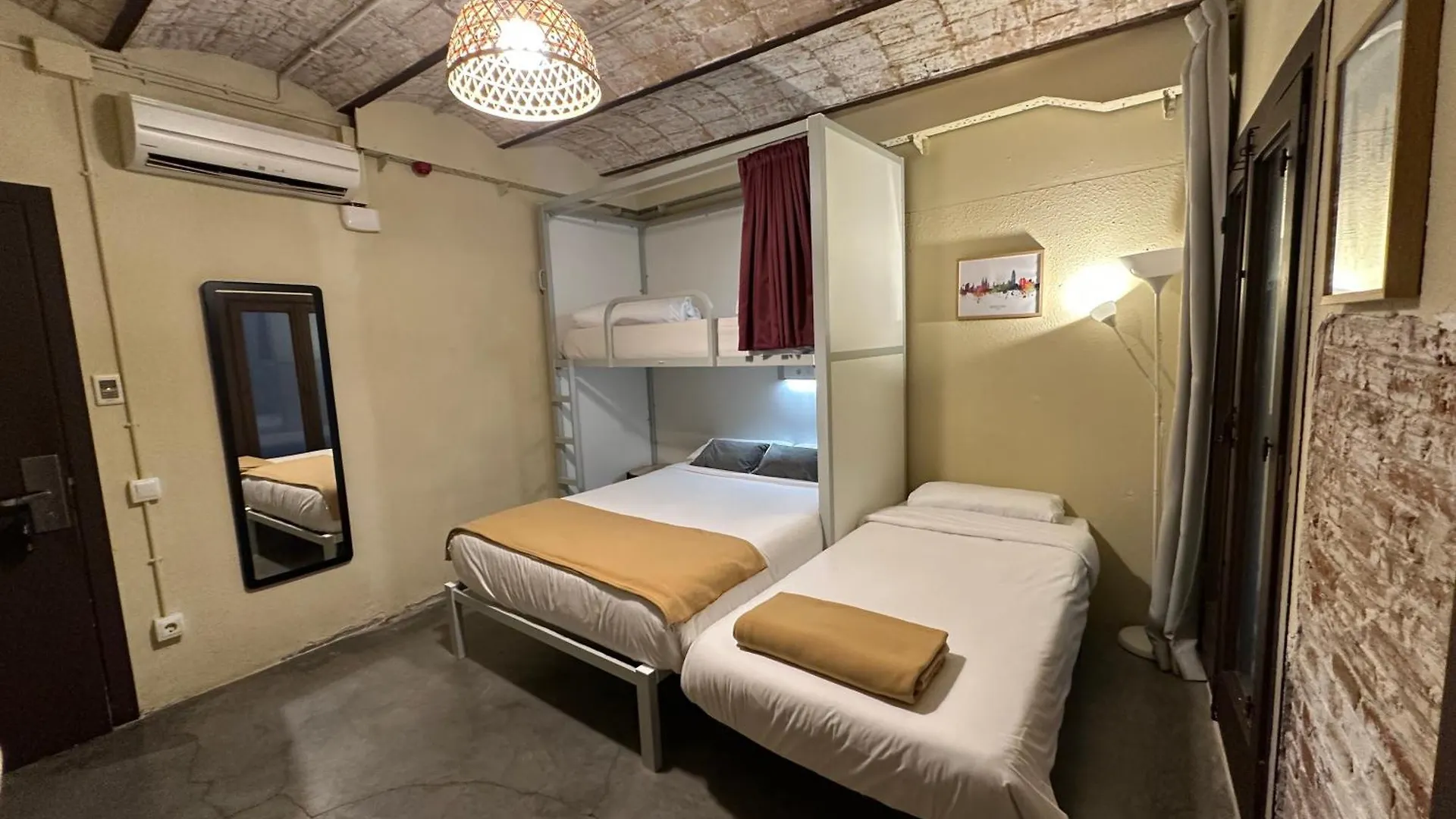 The Loft House Barcelona Hostel 0*,  Spain