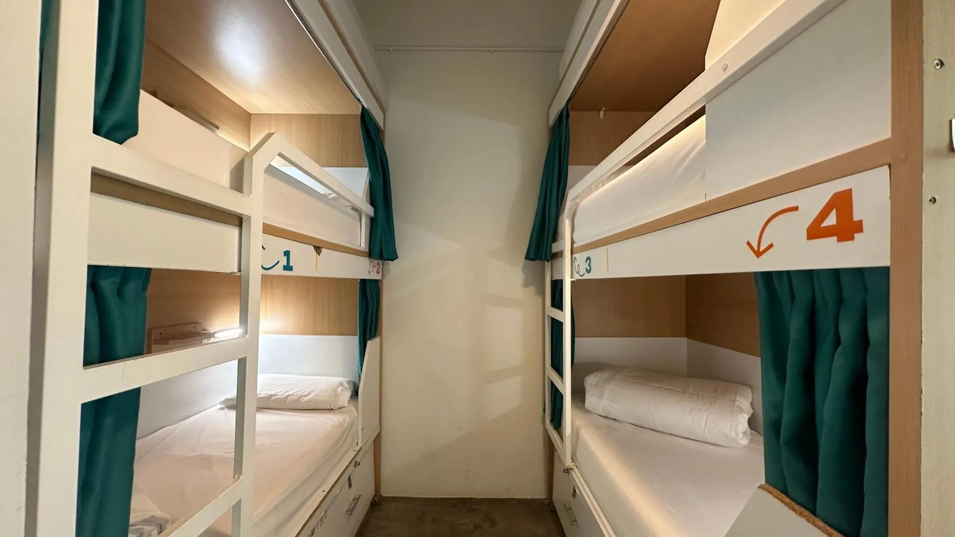 The Loft House Barcelona Hostel