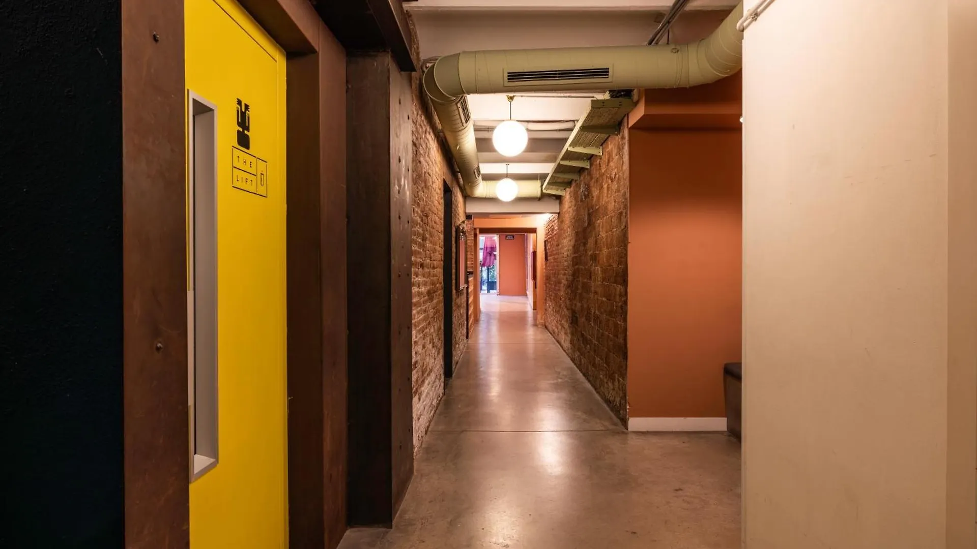 The Loft House Barcelona Hostel 0*,  Spain