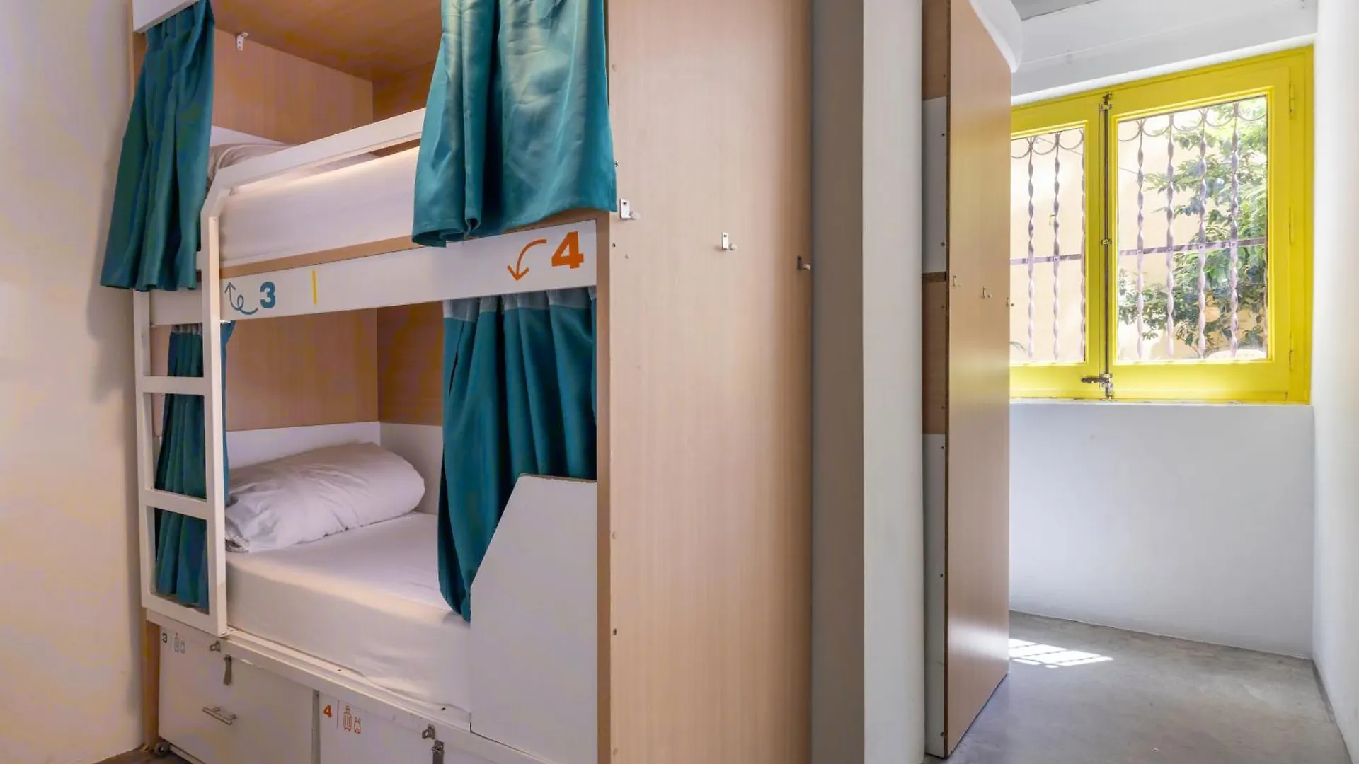 The Loft House Barcelona Hostel