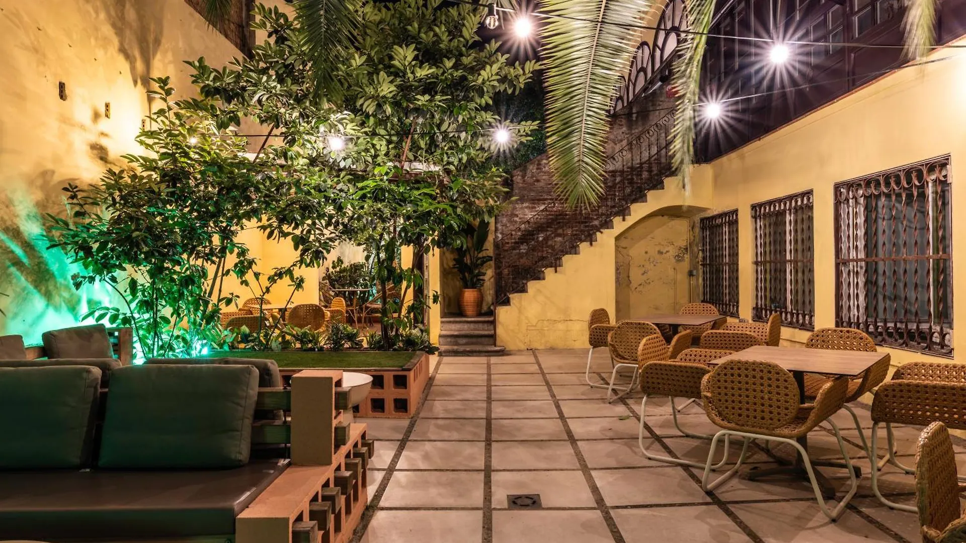 The Loft House Barcelona Hostel